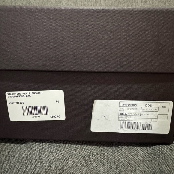 Men’s Valentino sneakers - Picture 4 of 9